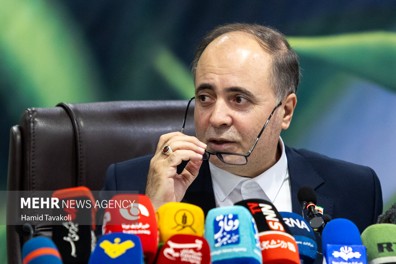 نوری: صادرات محصولات مازاد راهکار تنظیم بازار و ارزآوری است